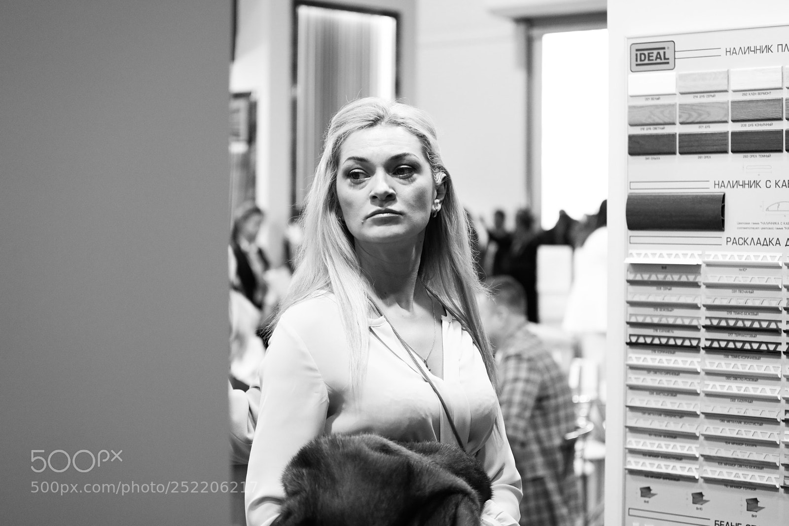 Canon EOS 5D Mark IV sample photo. Faces photography