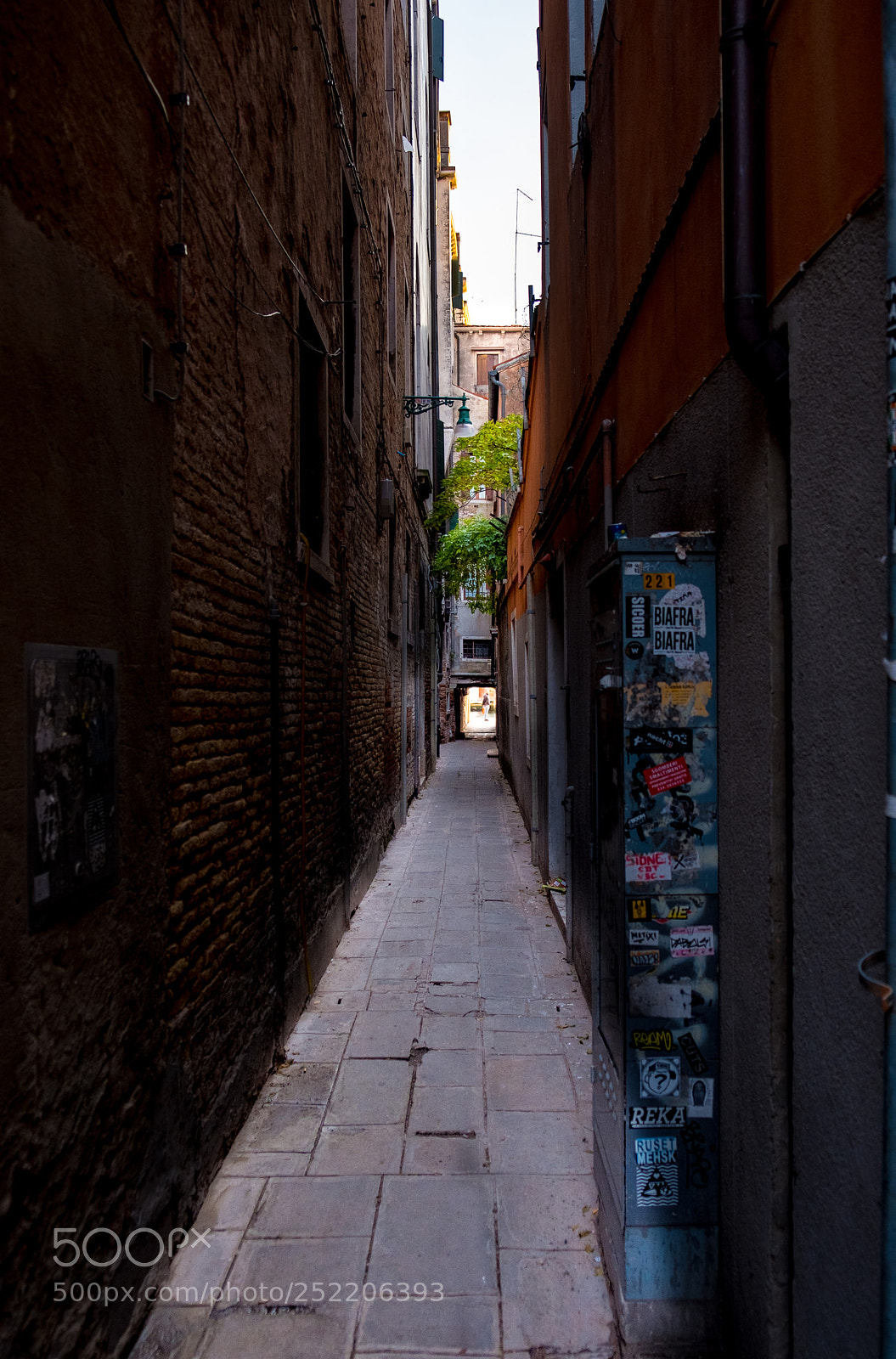 Fujifilm X-T2 sample photo. Callejuela de venecia photography