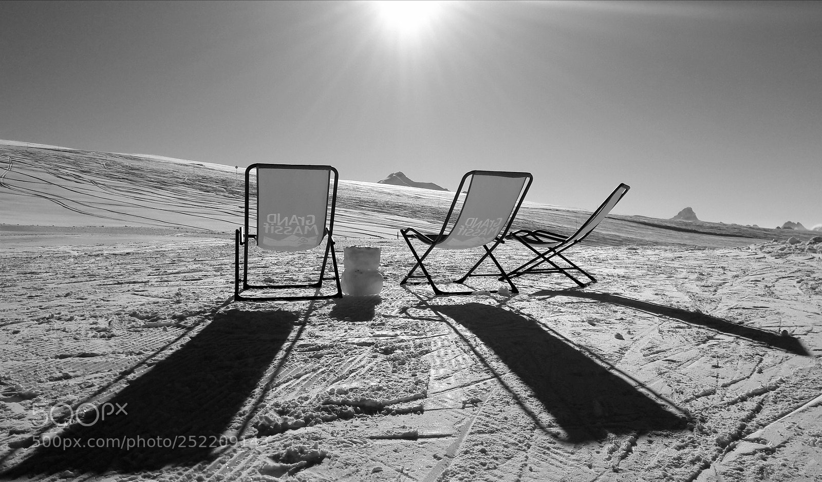Samsung Galaxy A5(2016) sample photo. Cold beach photography
