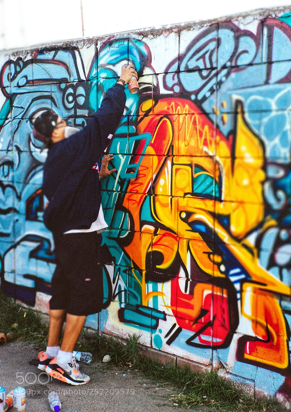 Xiaomi Mi A1 sample photo. Grafiti photography