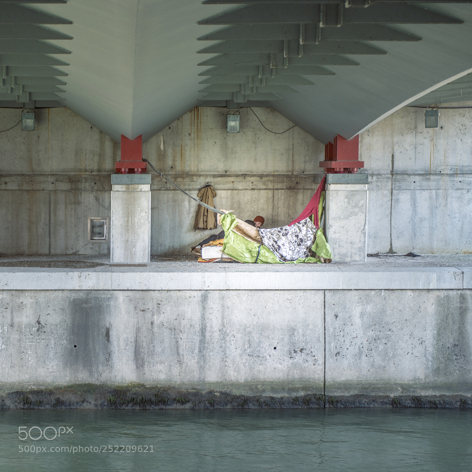 Nikon D4 sample photo. Under the bridge photography