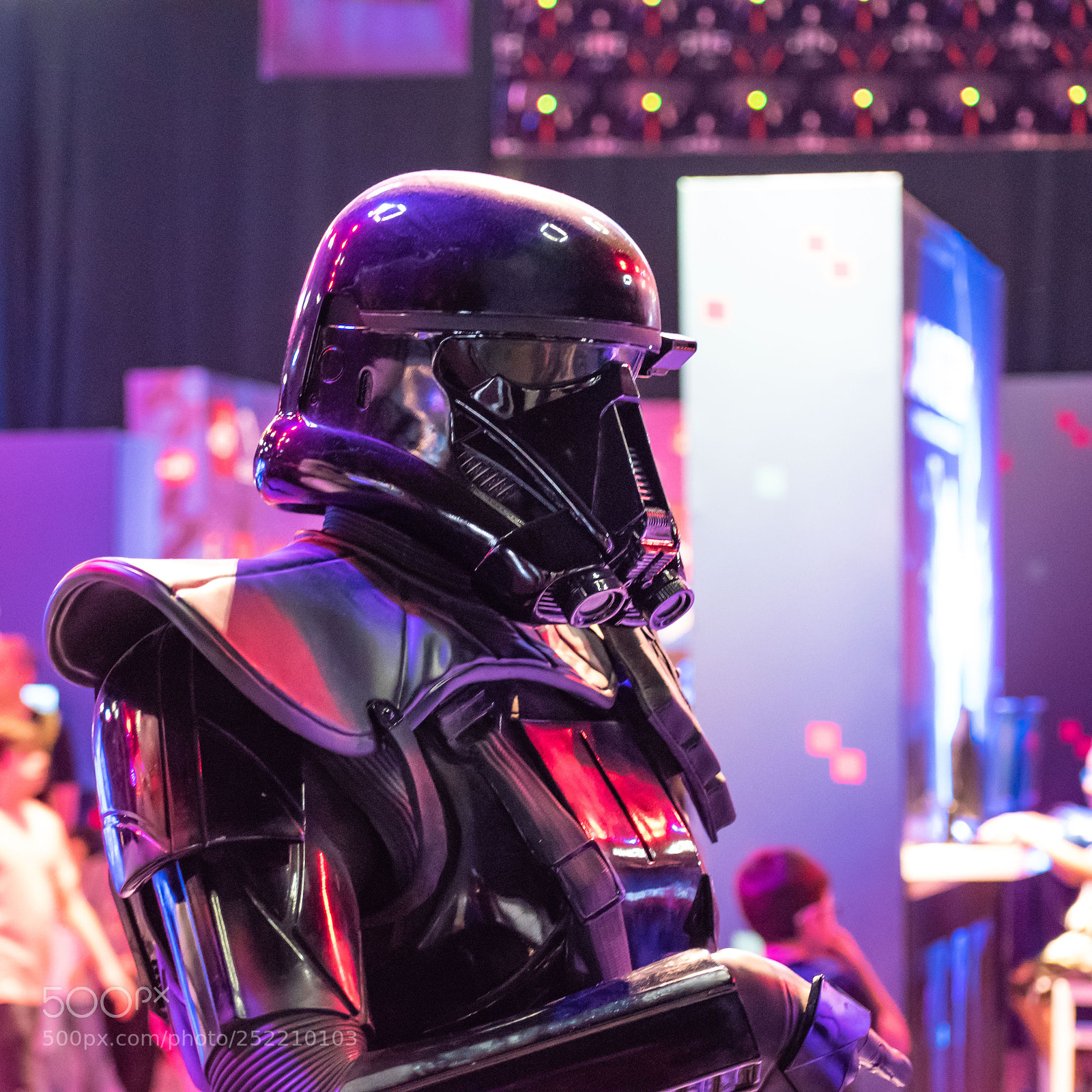 Nikon D5600 sample photo. The dark side photography