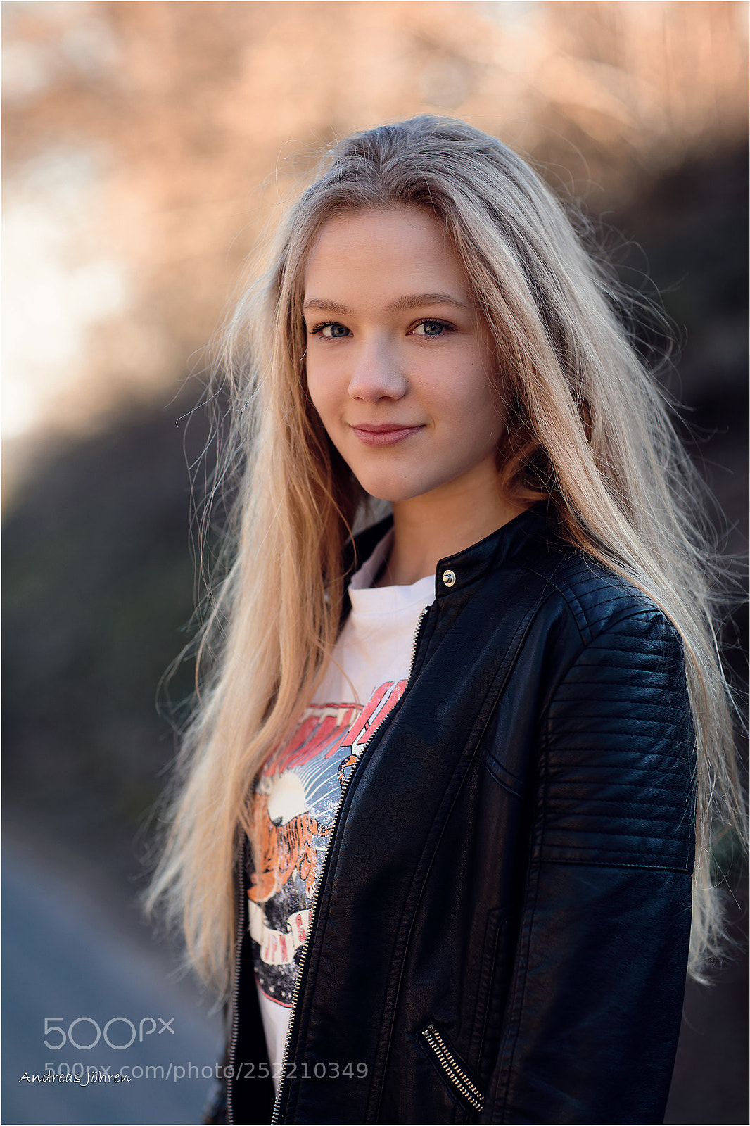 Canon EOS 5D Mark IV sample photo. Hey little girl... photography