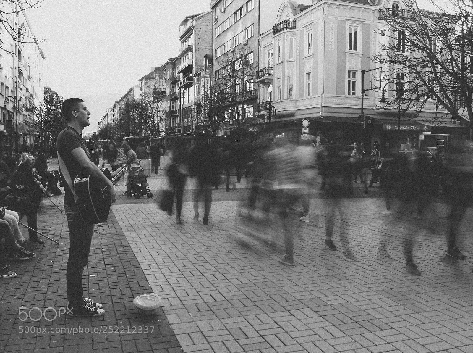 Canon EOS 60D sample photo. Lonely musican photography