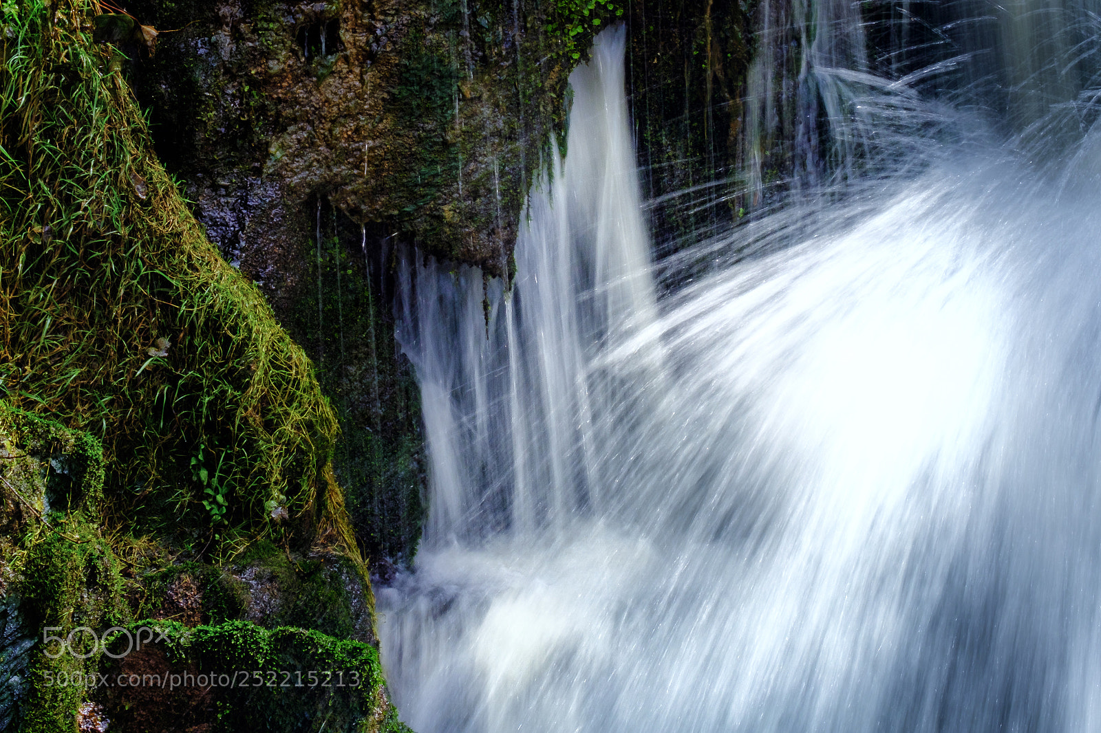 Fujifilm X-T20 sample photo. Lord landsdowne's waterfall photography