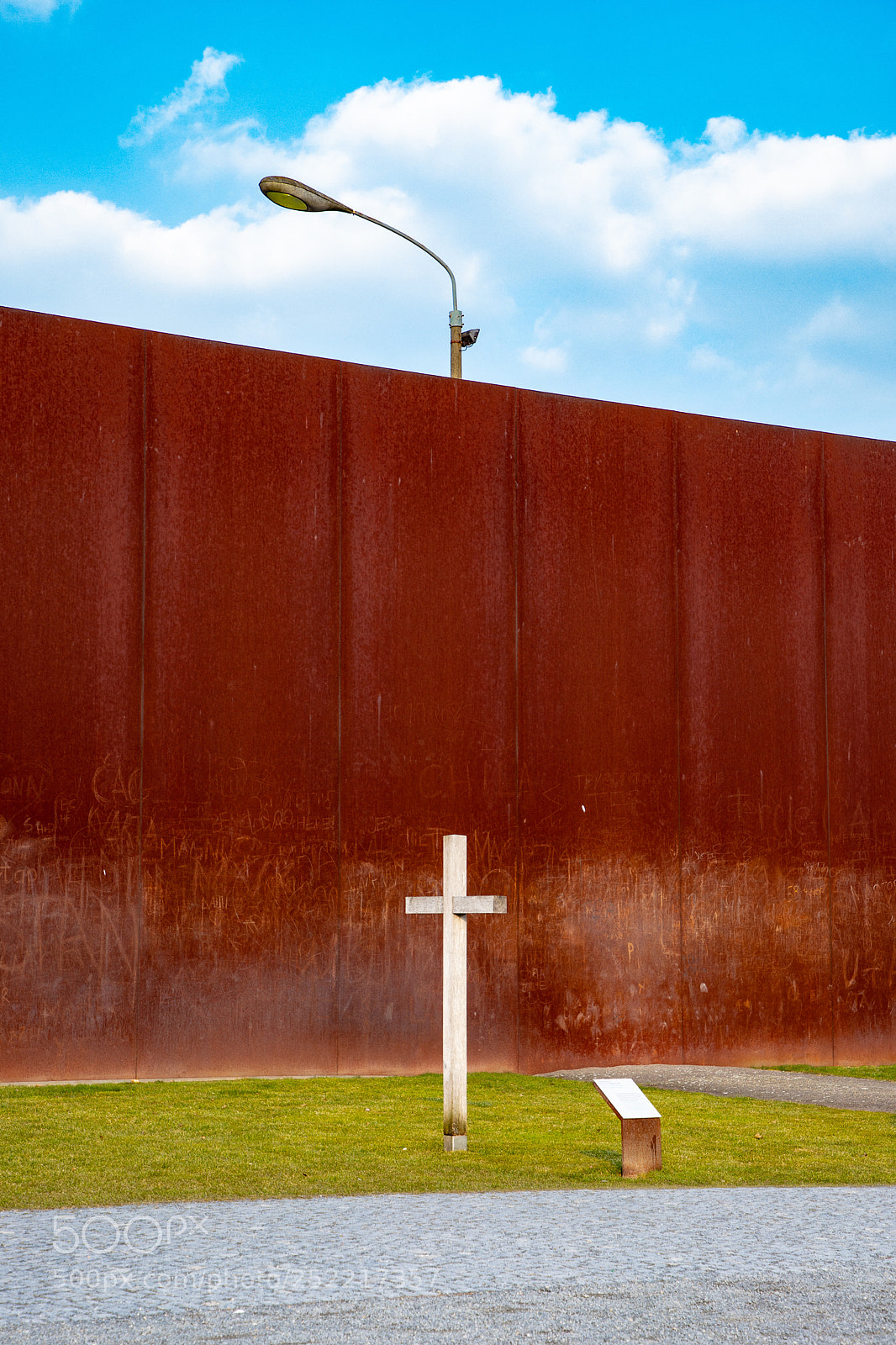 Canon EOS 6D Mark II sample photo. Memorial patterns photography