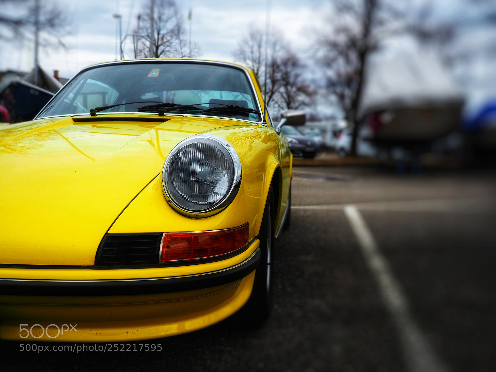 Olympus OM-D E-M10 III sample photo. #vroum #porsche dropex photography