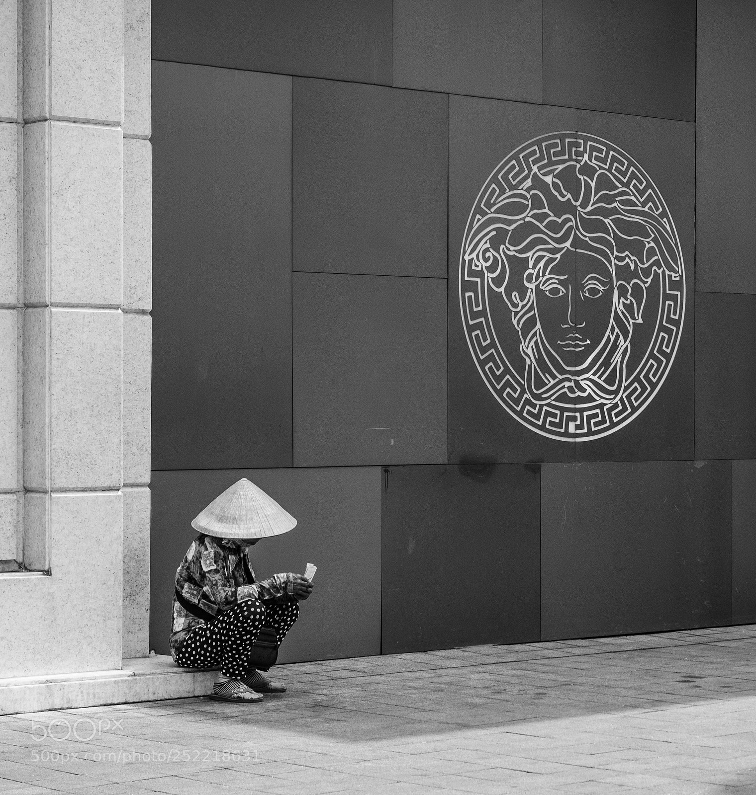 Olympus OM-D E-M1 sample photo. A rest in saigon photography
