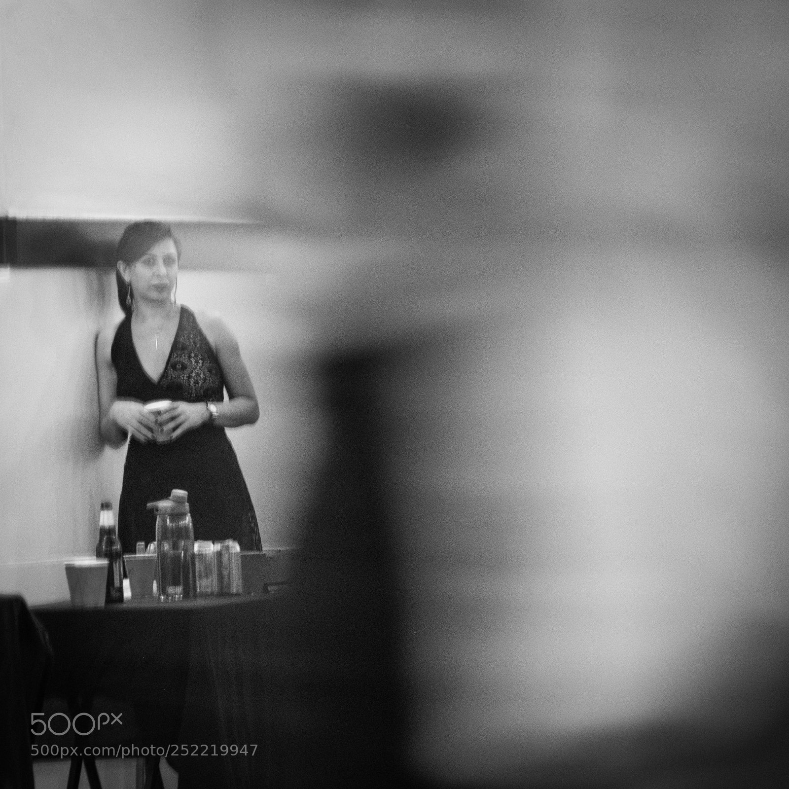 Fujifilm X-Pro2 sample photo. To watch the dancers photography