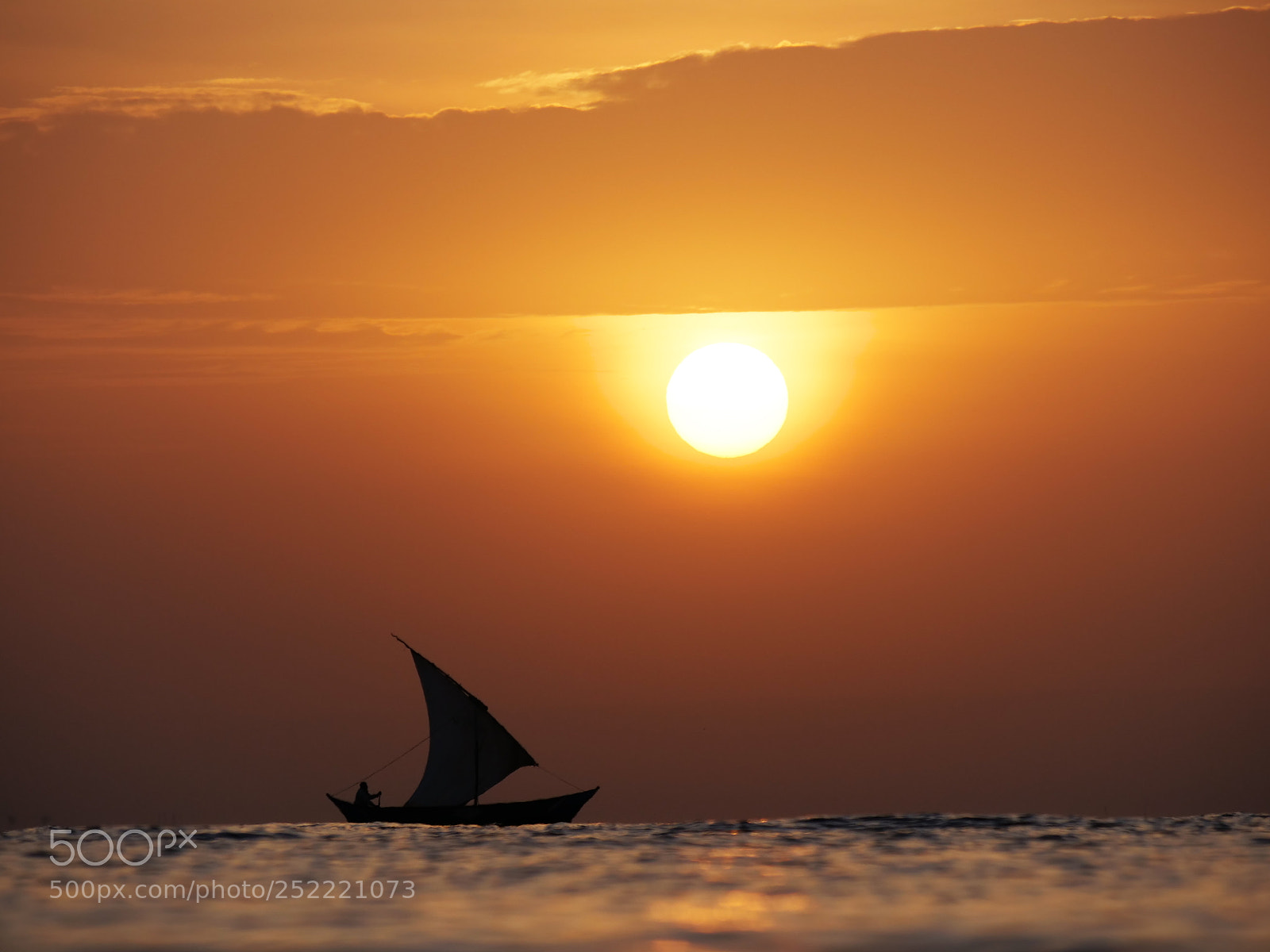 Panasonic Lumix DC-G9 sample photo. Sunrise on lake victoria photography