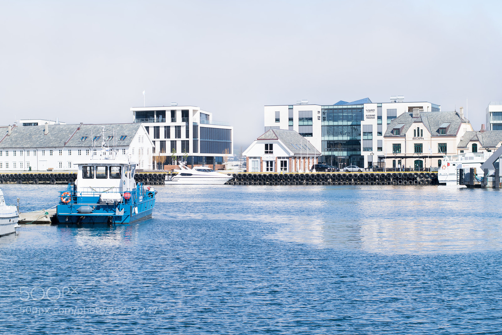 Nikon D3300 sample photo. Harbour of alesund photography