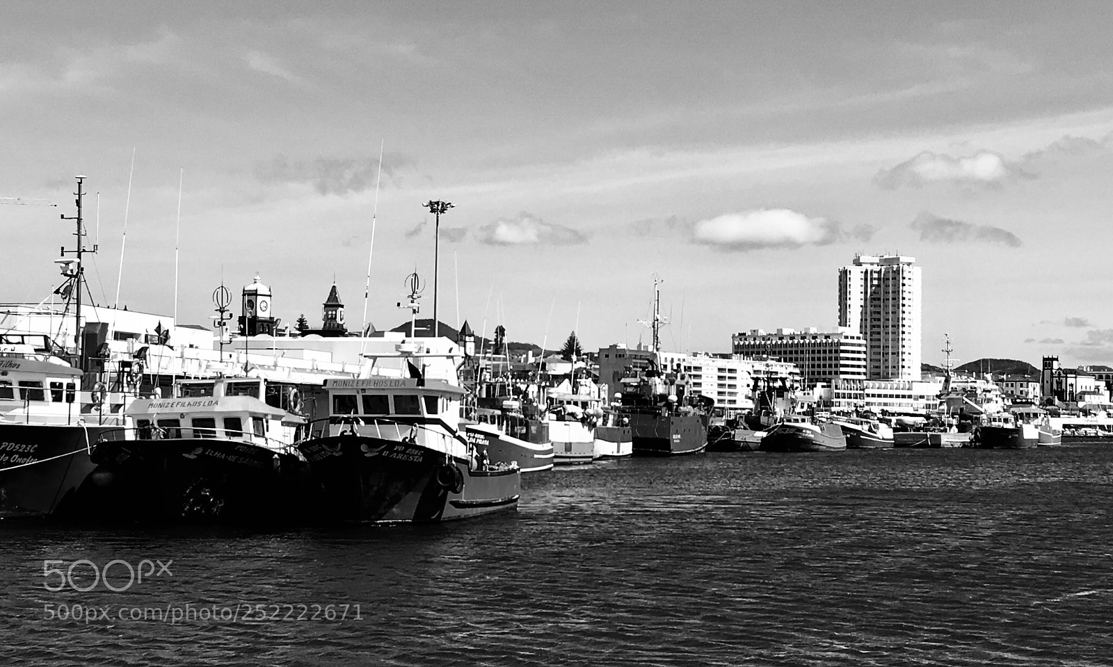 Apple iPhone SE sample photo. Ponta delgada, s. miguel photography
