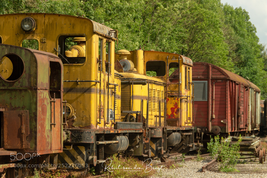 Canon EOS 700D (EOS Rebel T5i / EOS Kiss X7i) sample photo. Train photography