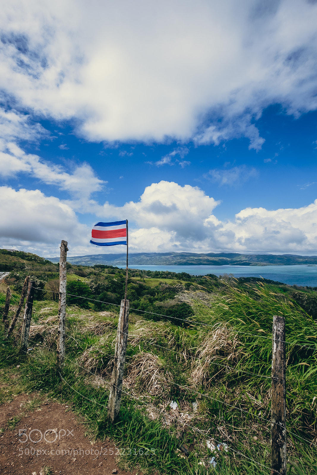 Fujifilm X-T10 sample photo. Costa rica | lake arenal photography