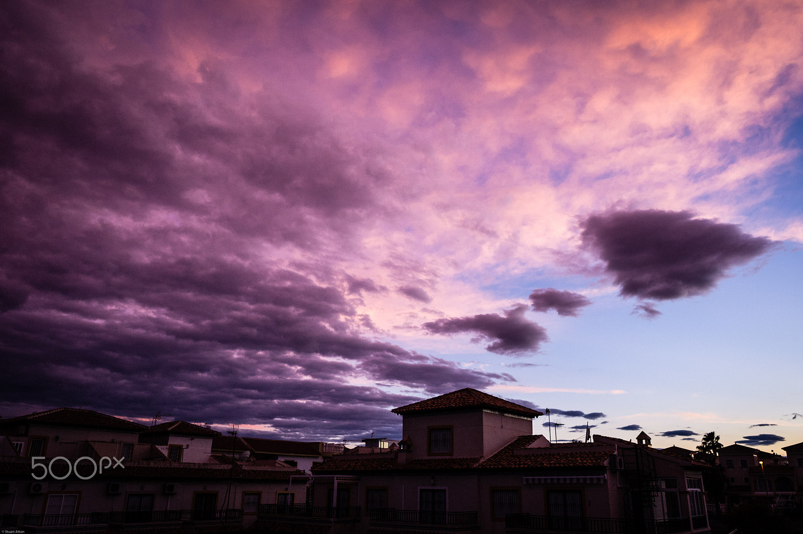 Samsung NX100 sample photo. Evening sky photography