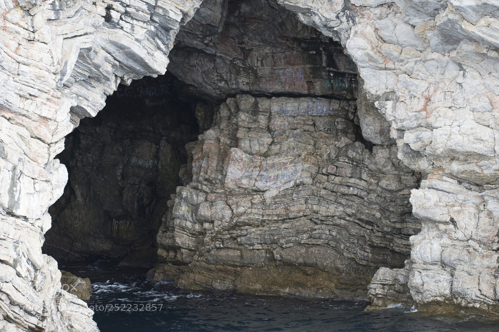 Nikon D5600 sample photo. Cave of wishes photography