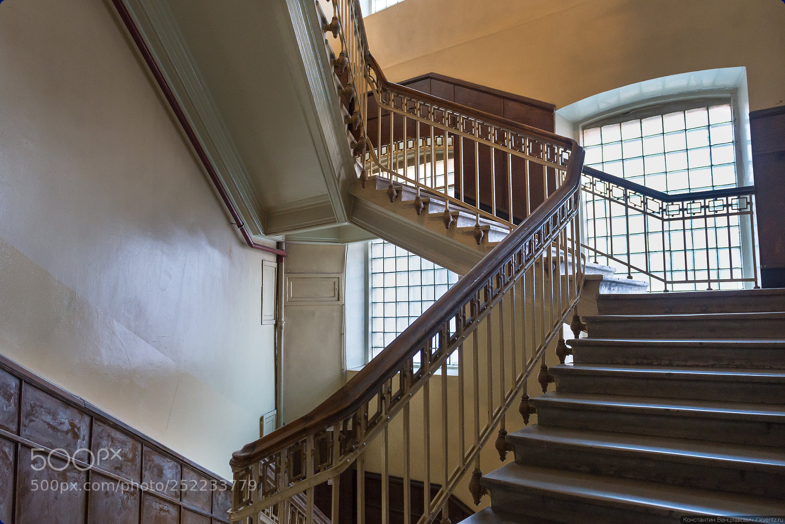 Nikon D800 sample photo. Staircase in the building photography