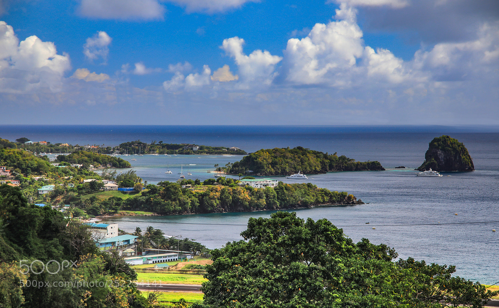 Canon EOS 5D Mark IV sample photo. St. vincent  30 photography