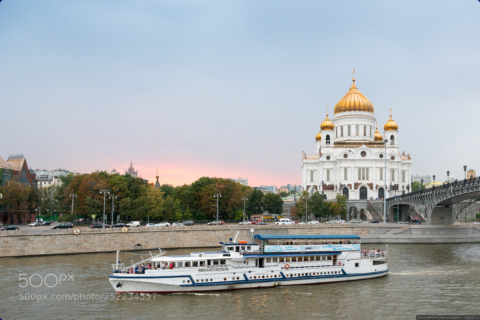 Nikon D800 sample photo. Sunset at moscow river photography