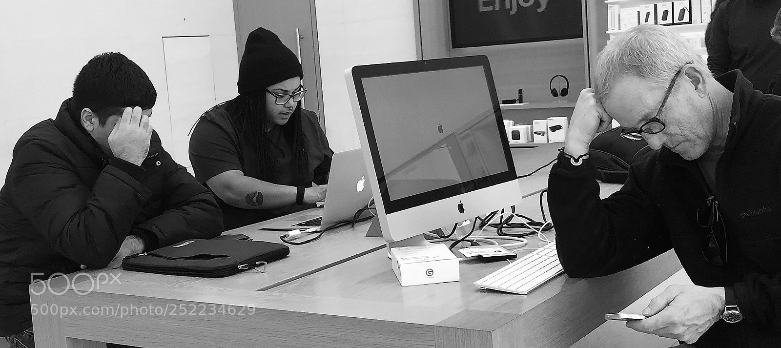 Apple iPhone 6 Plus sample photo. Thinkers photography