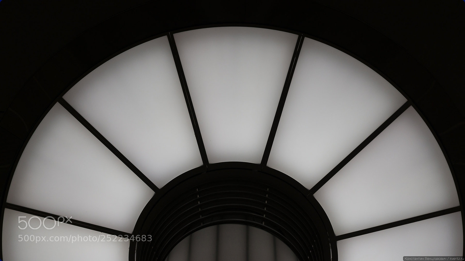 Nikon D800 sample photo. Light at kotelniki metro photography