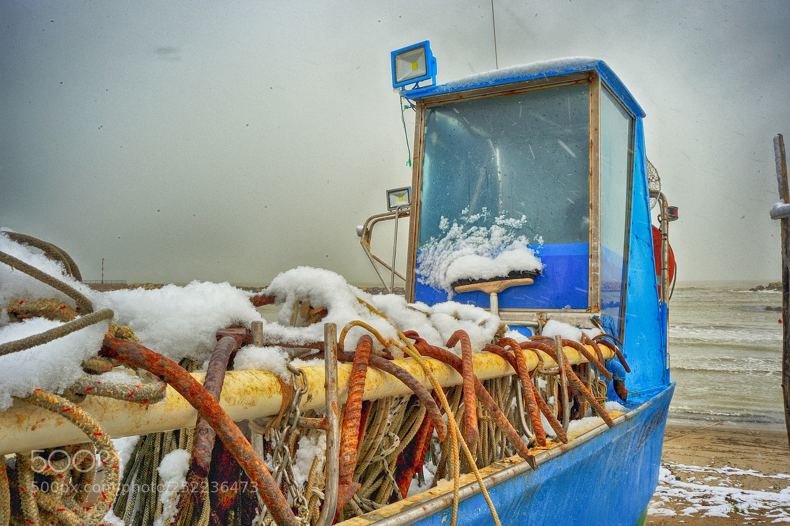 Nikon D700 sample photo. Small blue boat photography