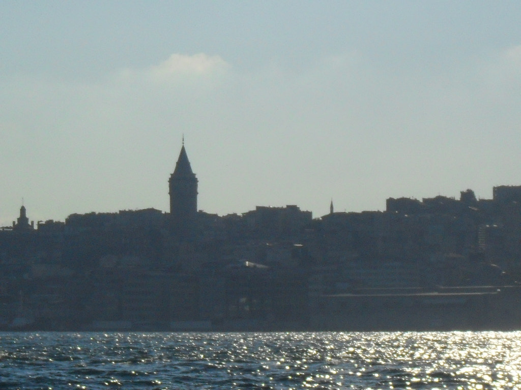 Samsung ES15 / VLUU ES15 /  SL30 sample photo. View from the ferry photography