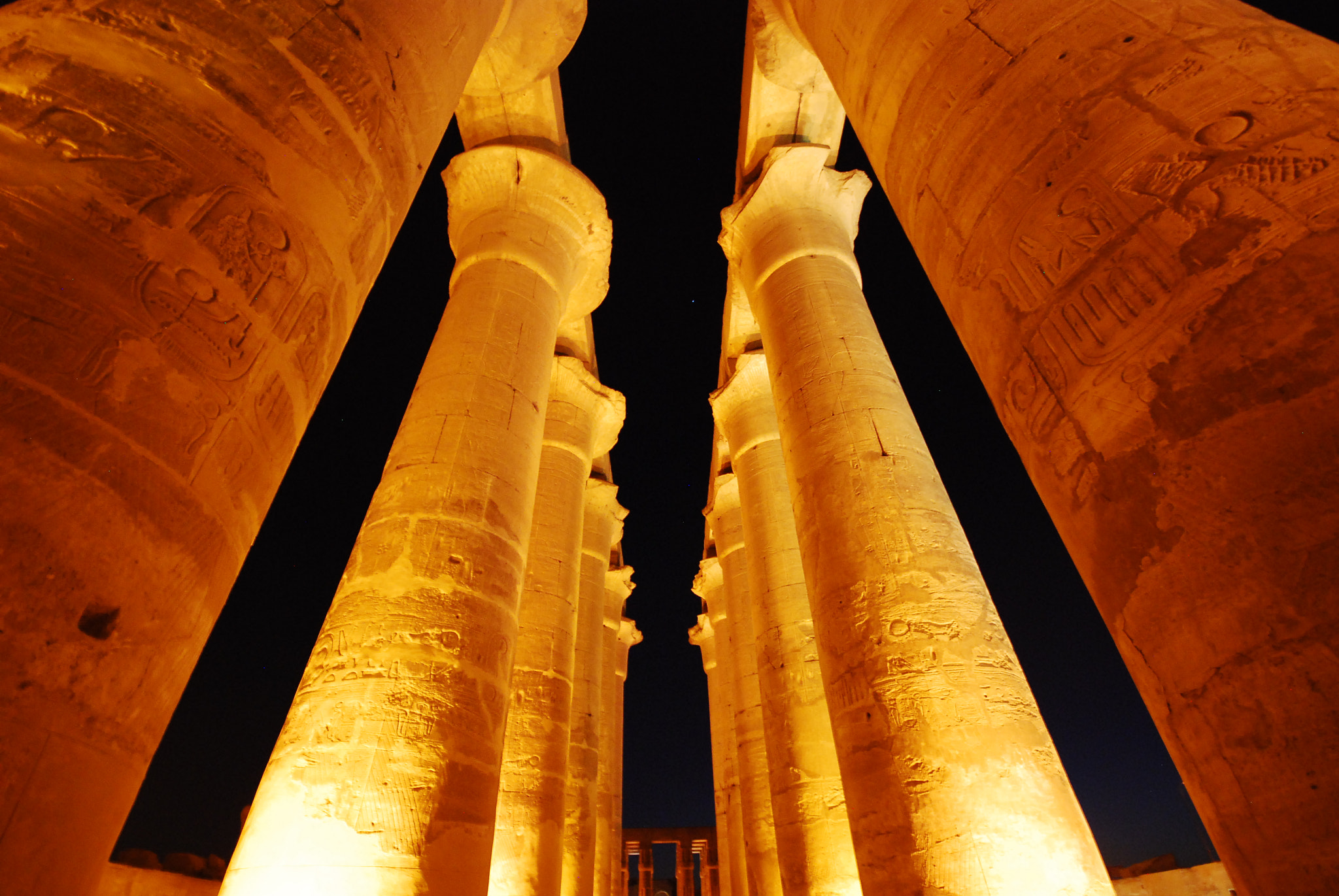 Nikon D80 sample photo. Luxor columns photography
