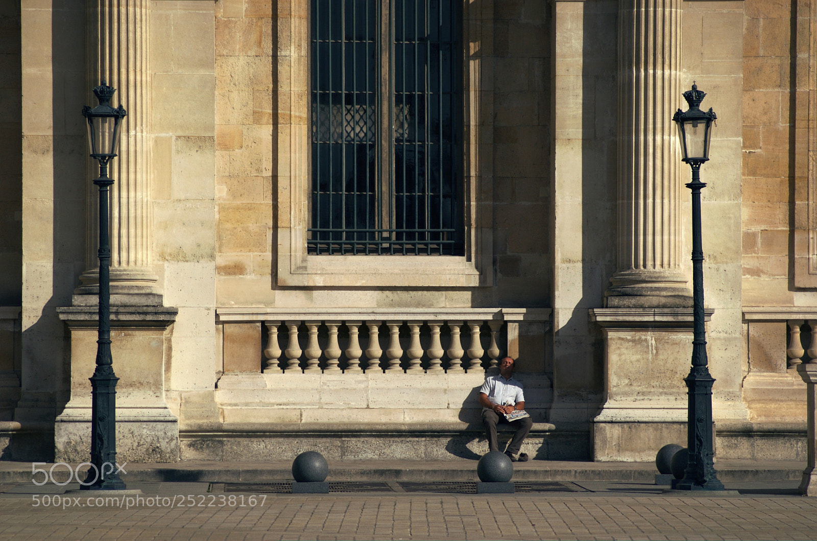 Nikon D50 sample photo. Nap time (parisian style) photography