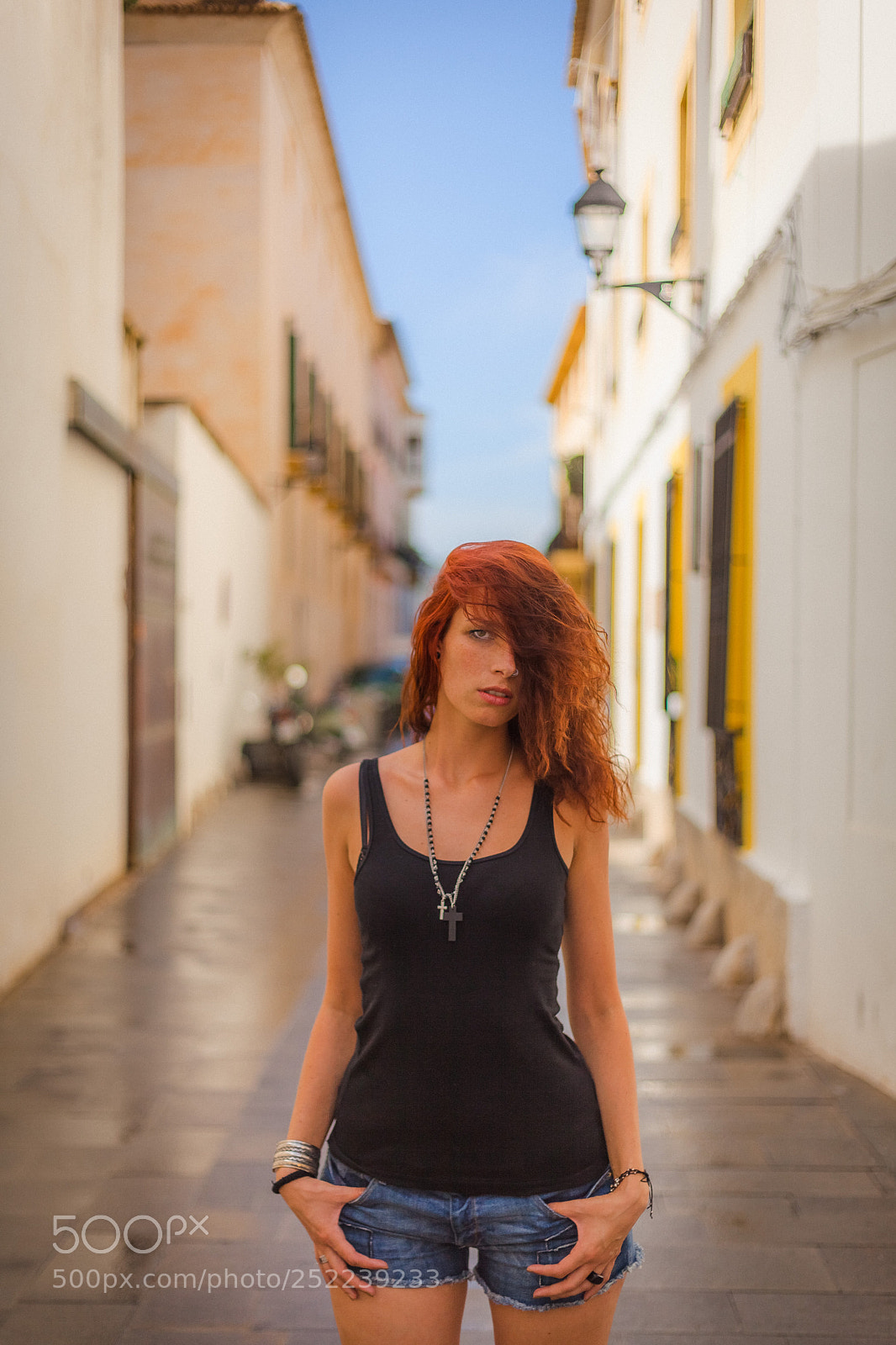 Canon EOS 5D Mark II sample photo. Street walk photography