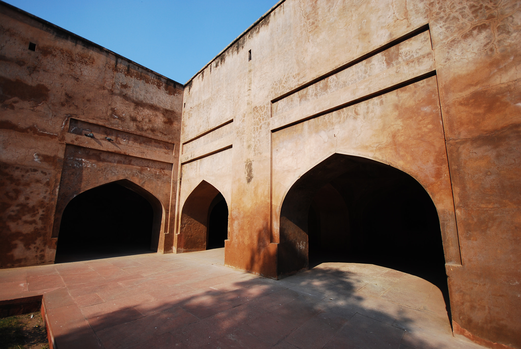 Nikon D80 + Sigma 10-20mm F4-5.6 EX DC HSM sample photo. Red fort photography
