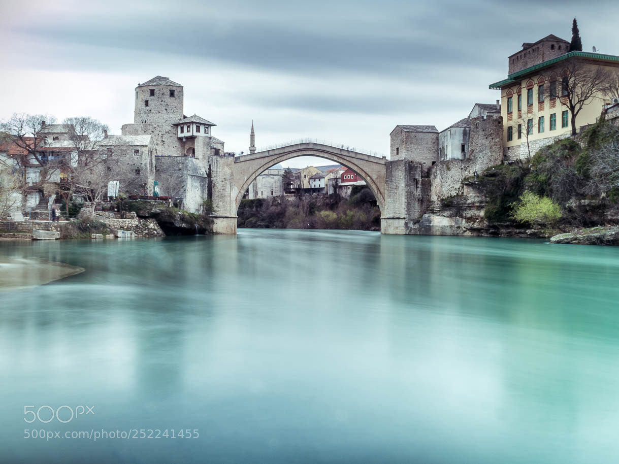 Olympus OM-D E-M5 II sample photo. Stari most old bridge photography