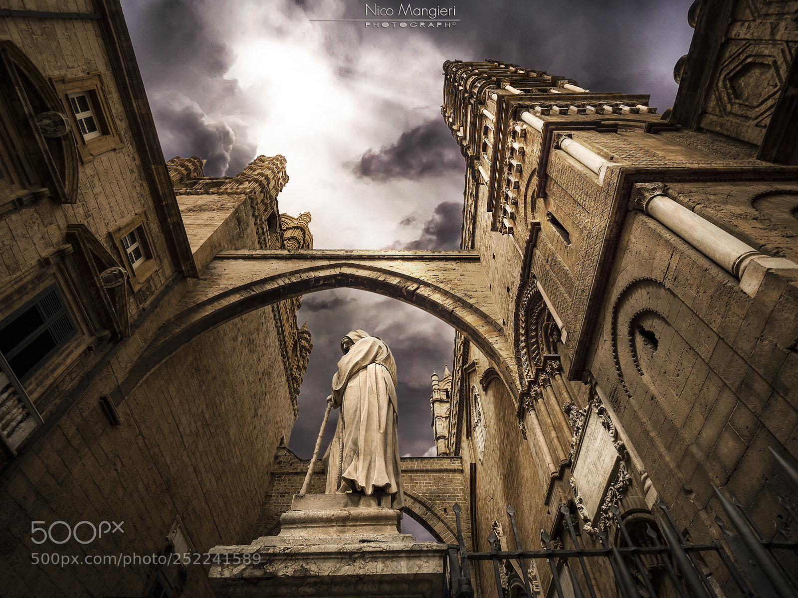 Panasonic Lumix DMC-GX8 sample photo. Cattedrale di palermo photography
