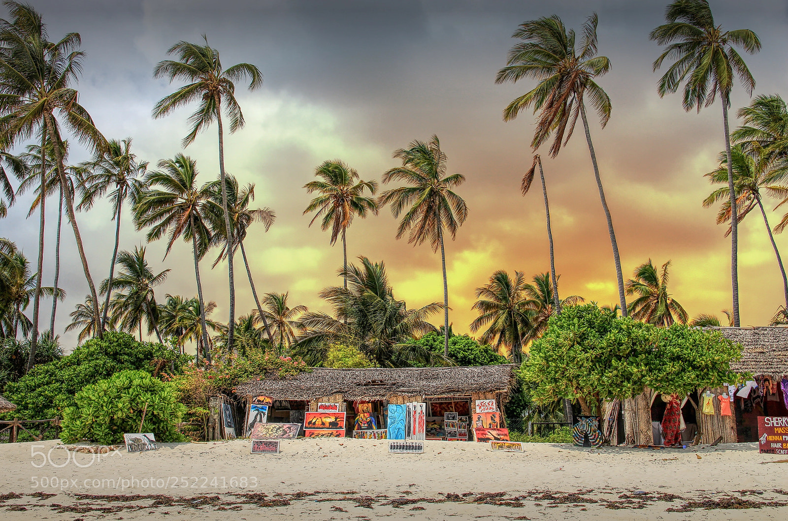 Canon EOS 650D (EOS Rebel T4i / EOS Kiss X6i) sample photo. Zanzibar art shop photography