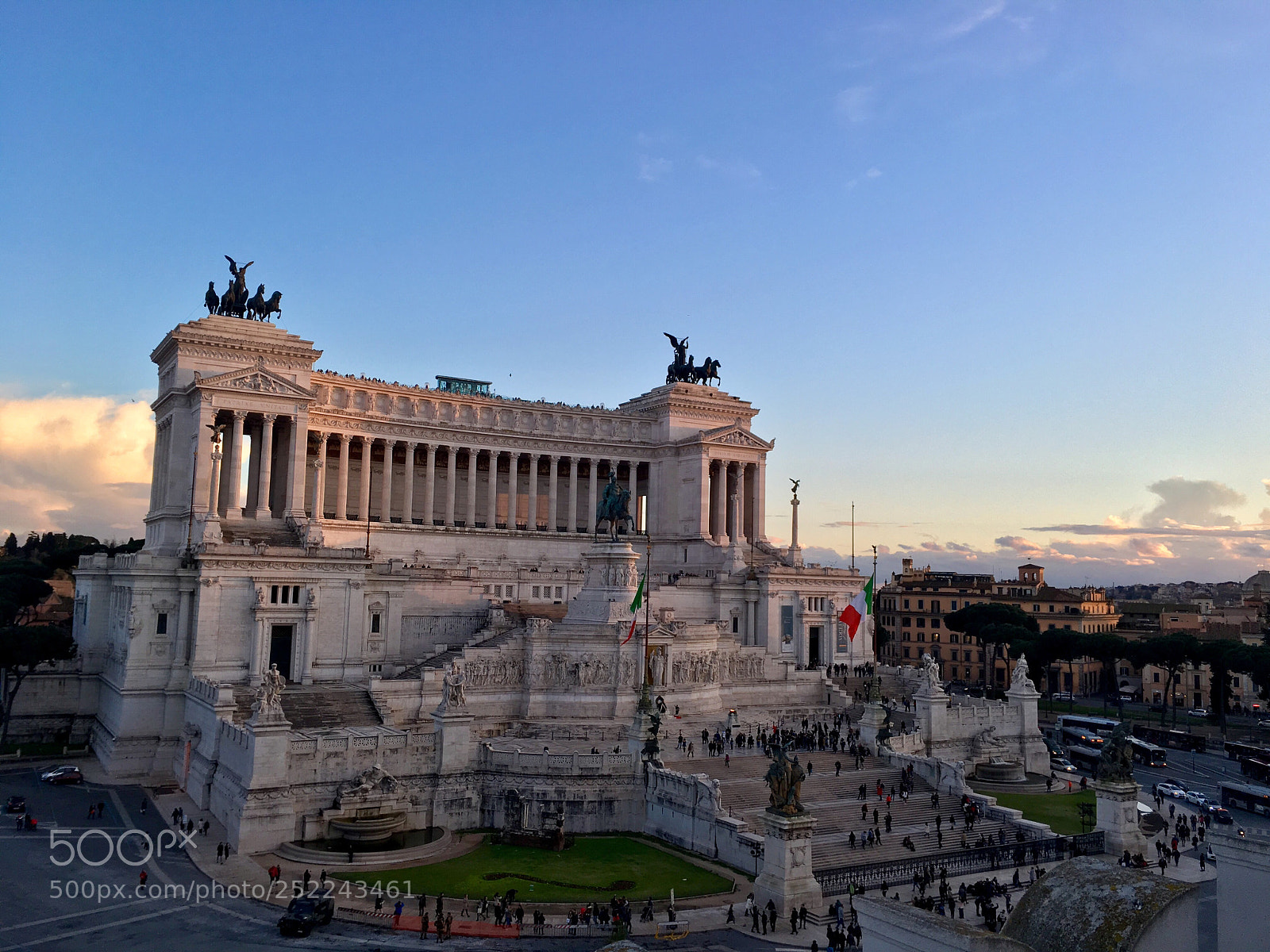 Apple iPhone 6s sample photo. Piazza venezia  photography