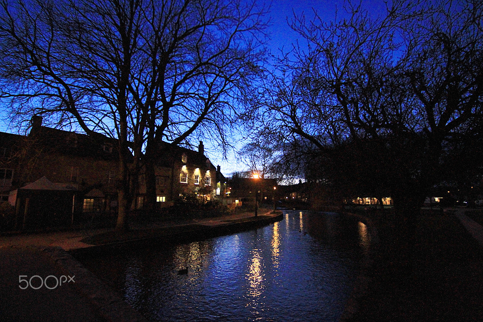 Canon 11-16mm sample photo. Bourton on the wather photography