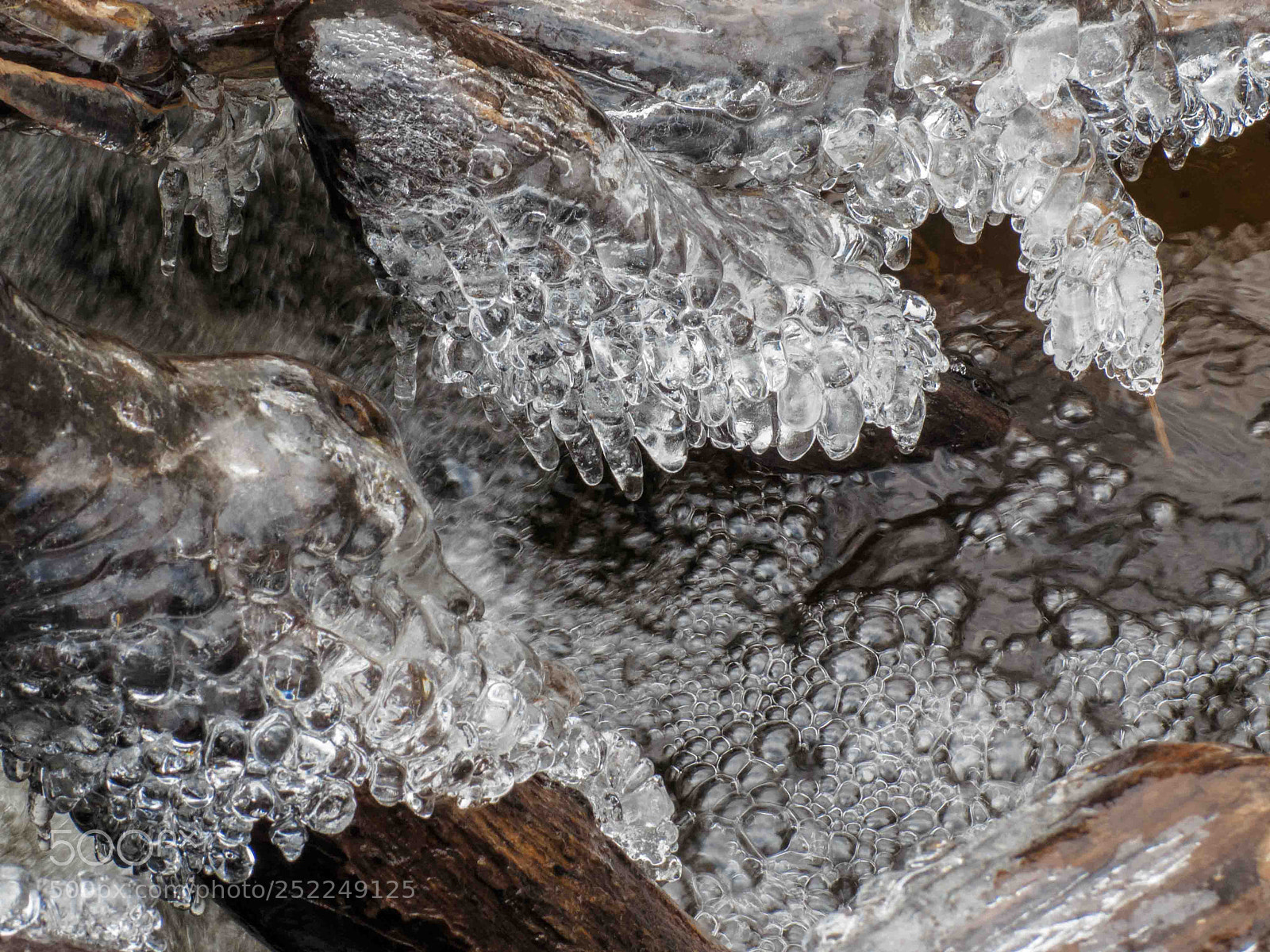 Canon PowerShot G16 sample photo. Spring icicles photography