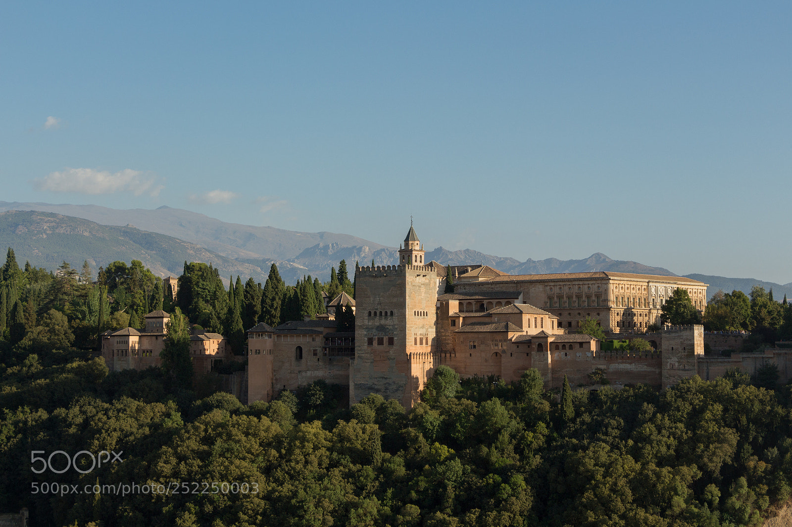 Canon EOS 700D (EOS Rebel T5i / EOS Kiss X7i) sample photo. Granada photography