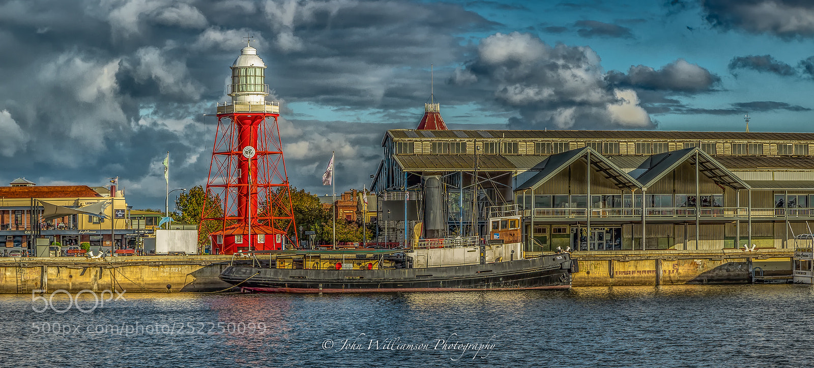 Canon EOS 600D (Rebel EOS T3i / EOS Kiss X5) sample photo. Yelta docked at port photography