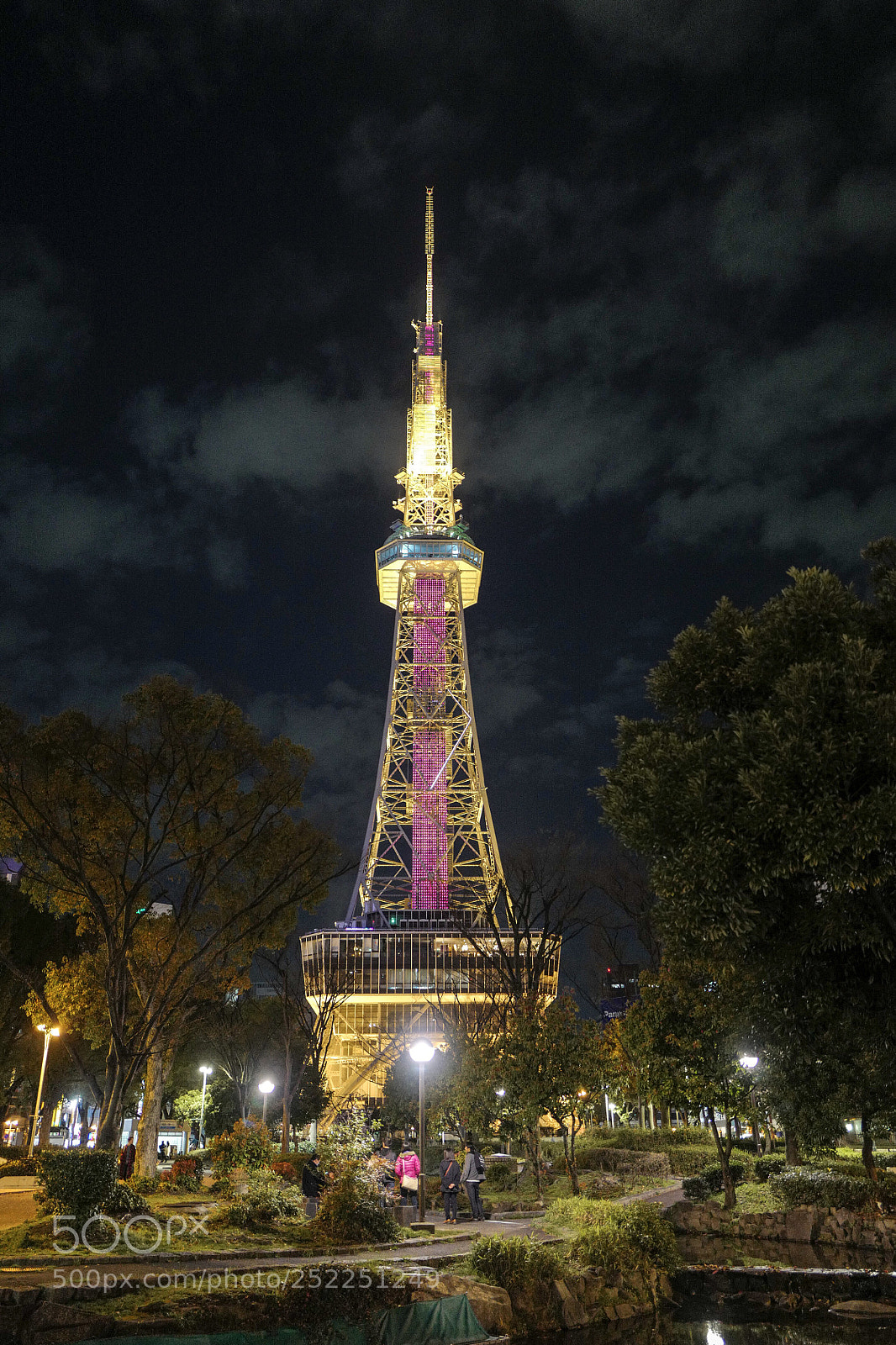 Leica Q (Typ 116) sample photo. Paris? photography