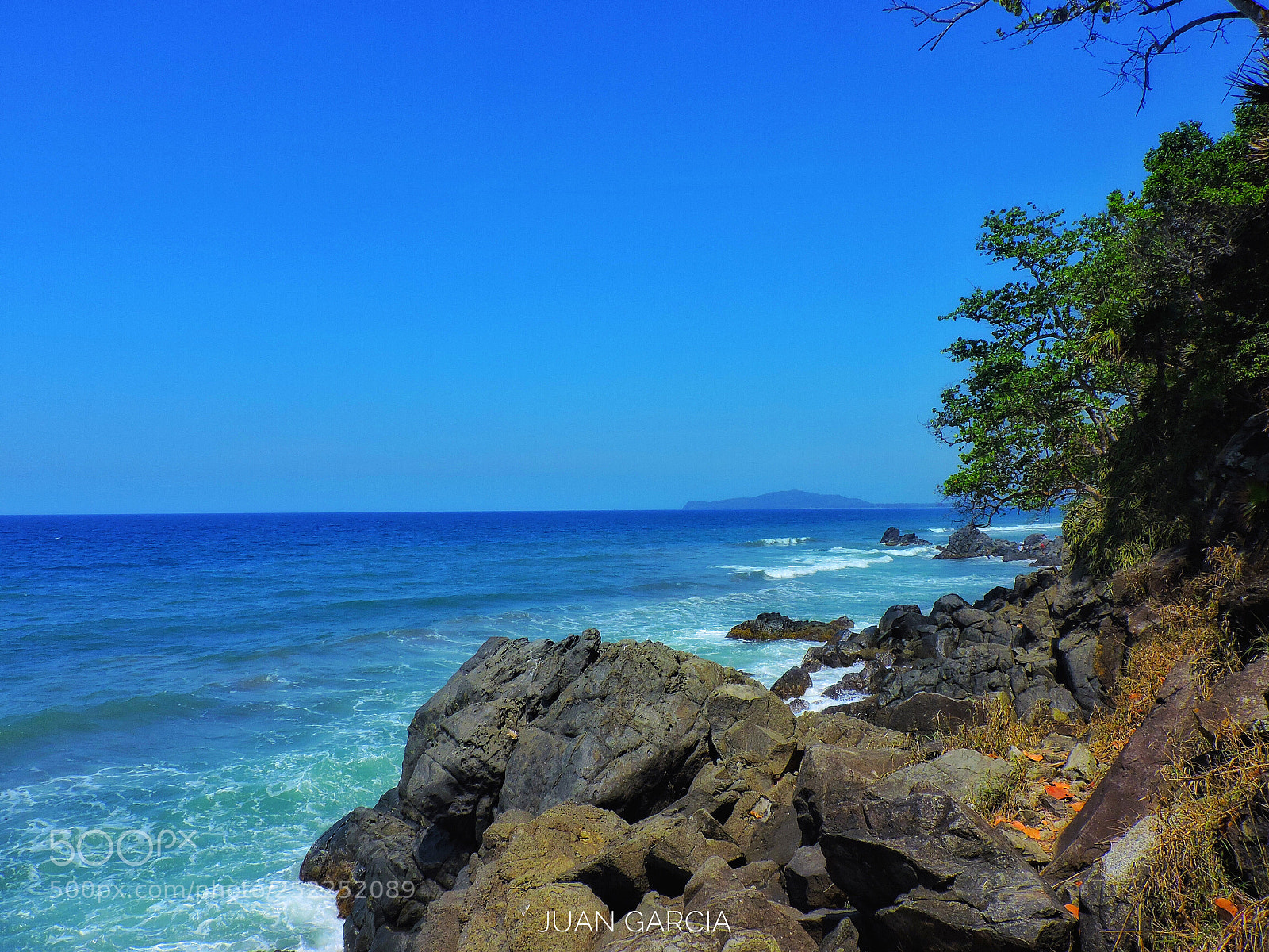 Nikon Coolpix P530 sample photo. Relaxed vacations photography