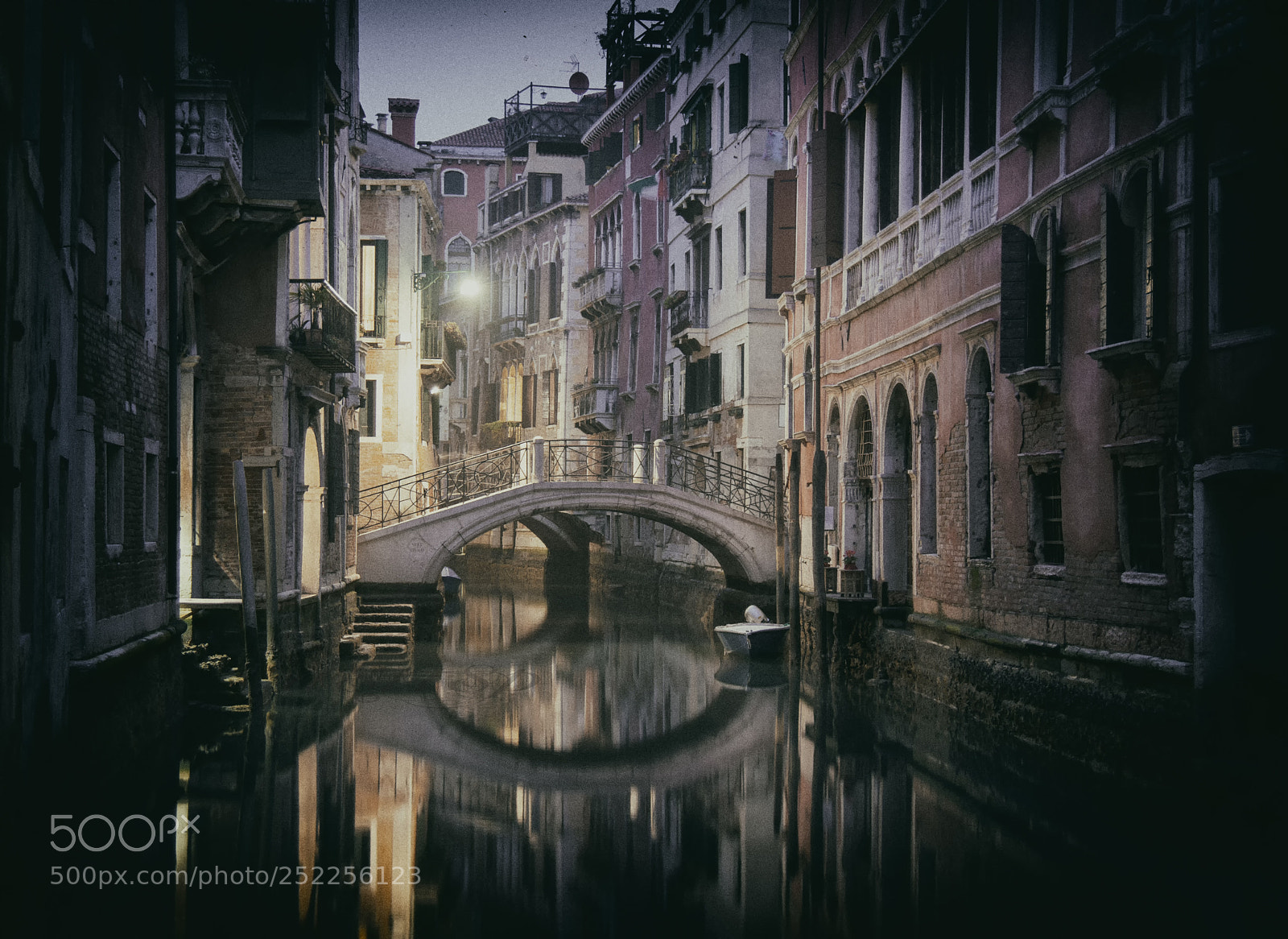 Nikon D700 sample photo. Luci a " venezia " photography