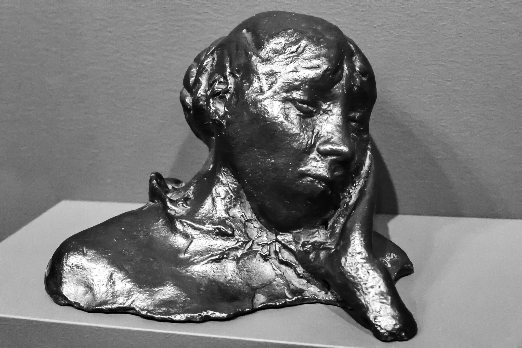 Leica D-Lux 6 sample photo. Head resting on one hand, bust (portrait of a woman [madame bartholomé?]) photography