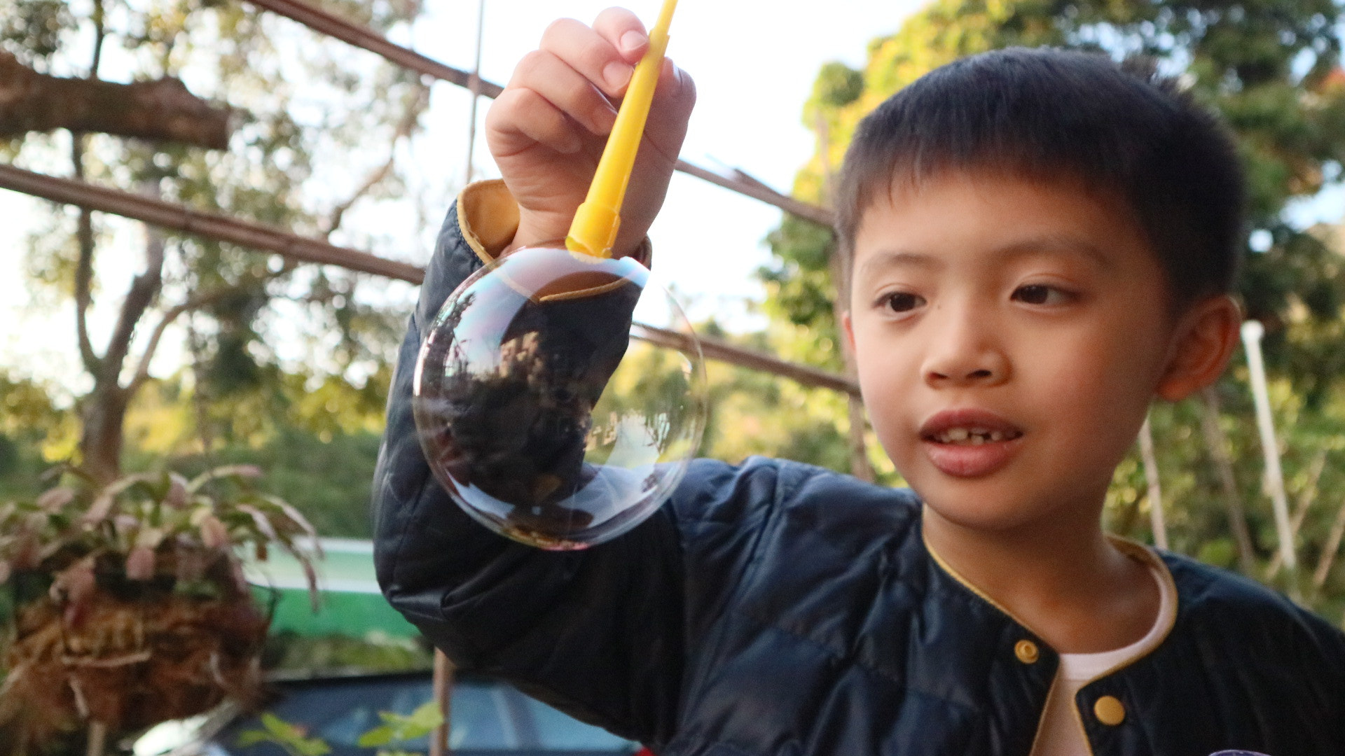 Canon EOS M3 sample photo. Bubble fun photography