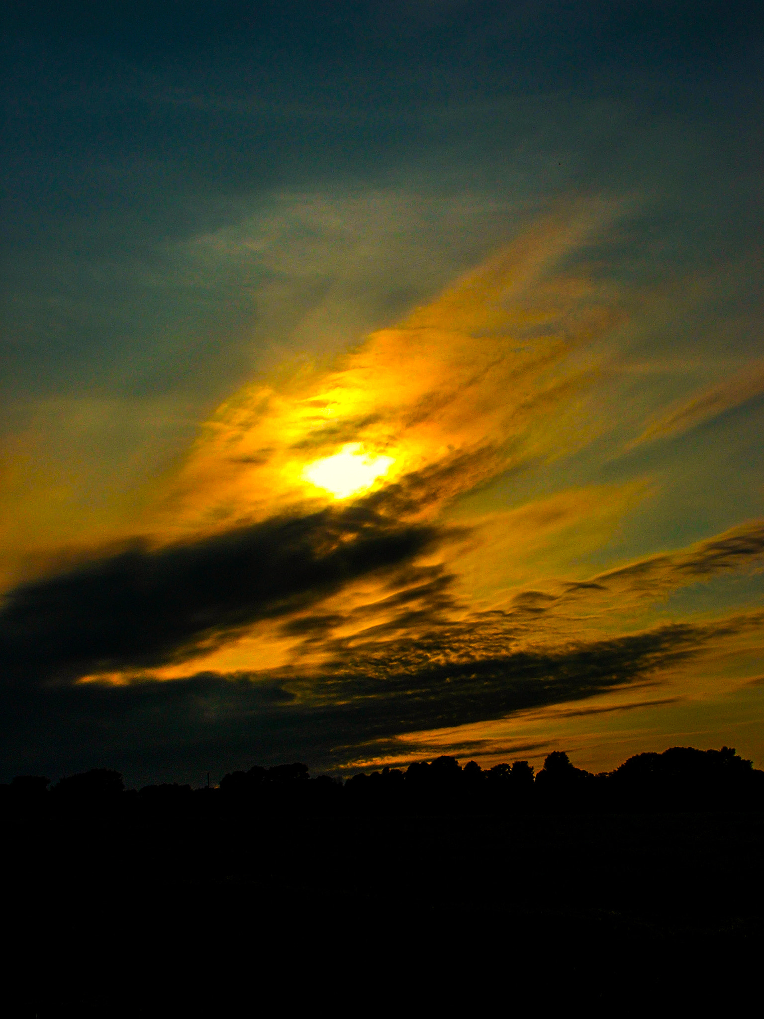 Fujifilm FinePix S5500 sample photo. Clouds over land photography