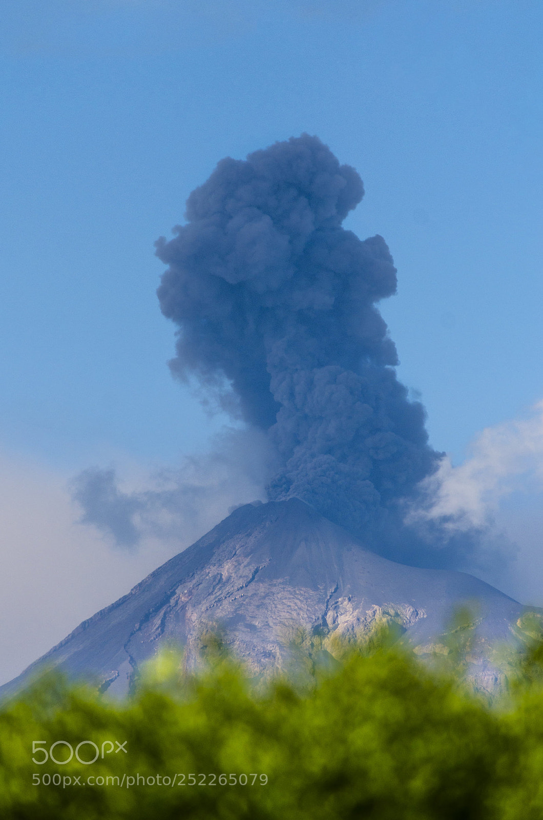 Nikon D7000 sample photo. Fuego volcano photography
