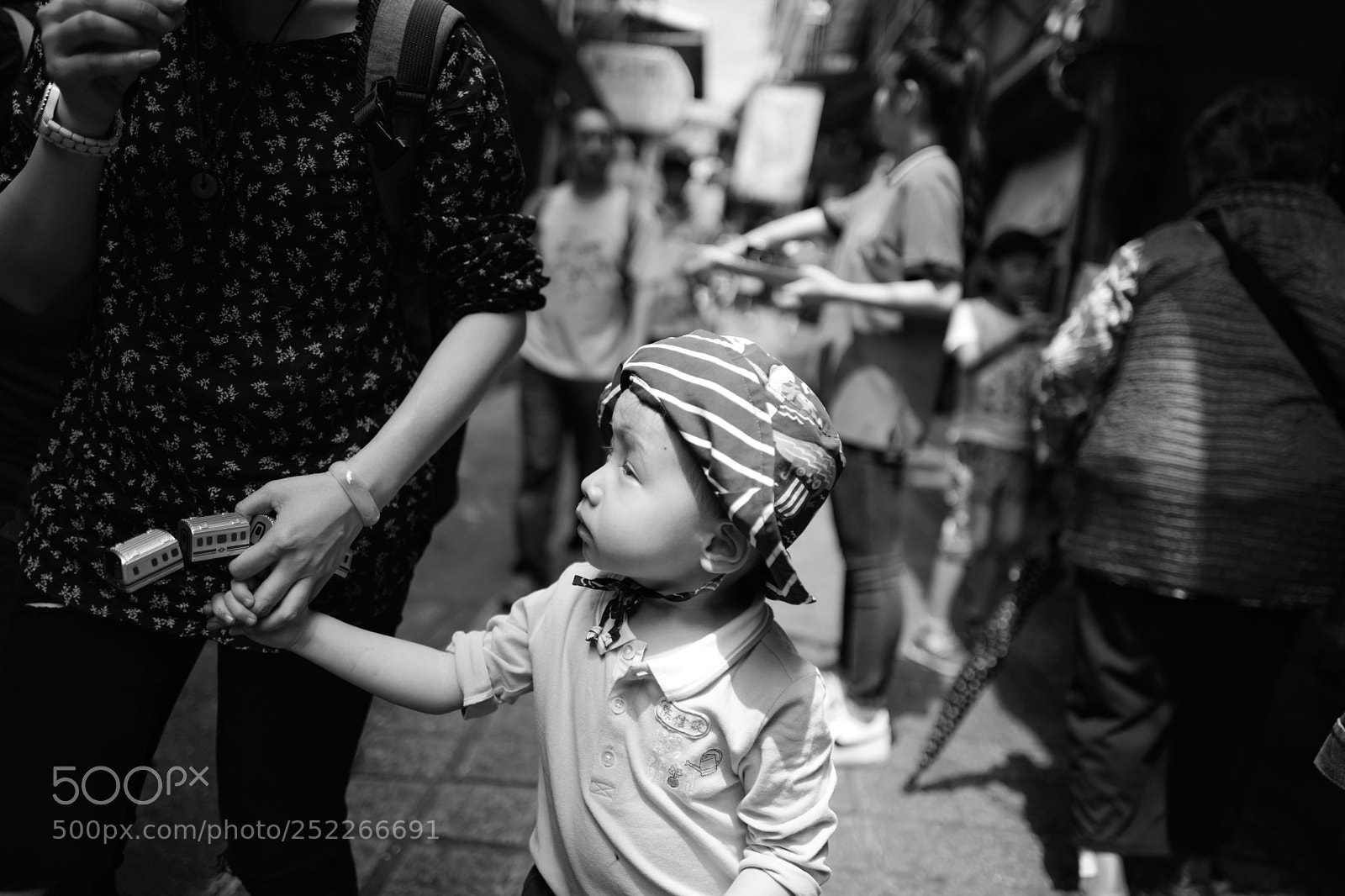 Leica Q (Typ 116) sample photo. Little boy  photography