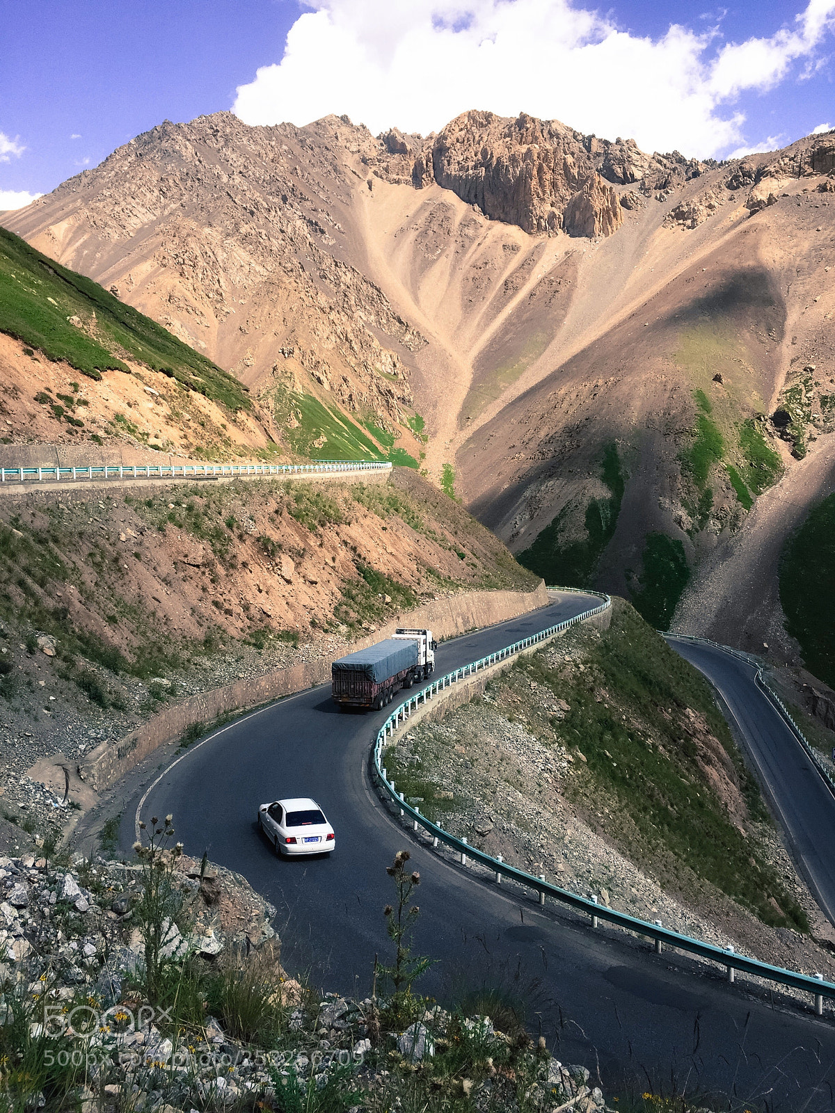 Apple iPhone 6 sample photo. Road to kuqa photography