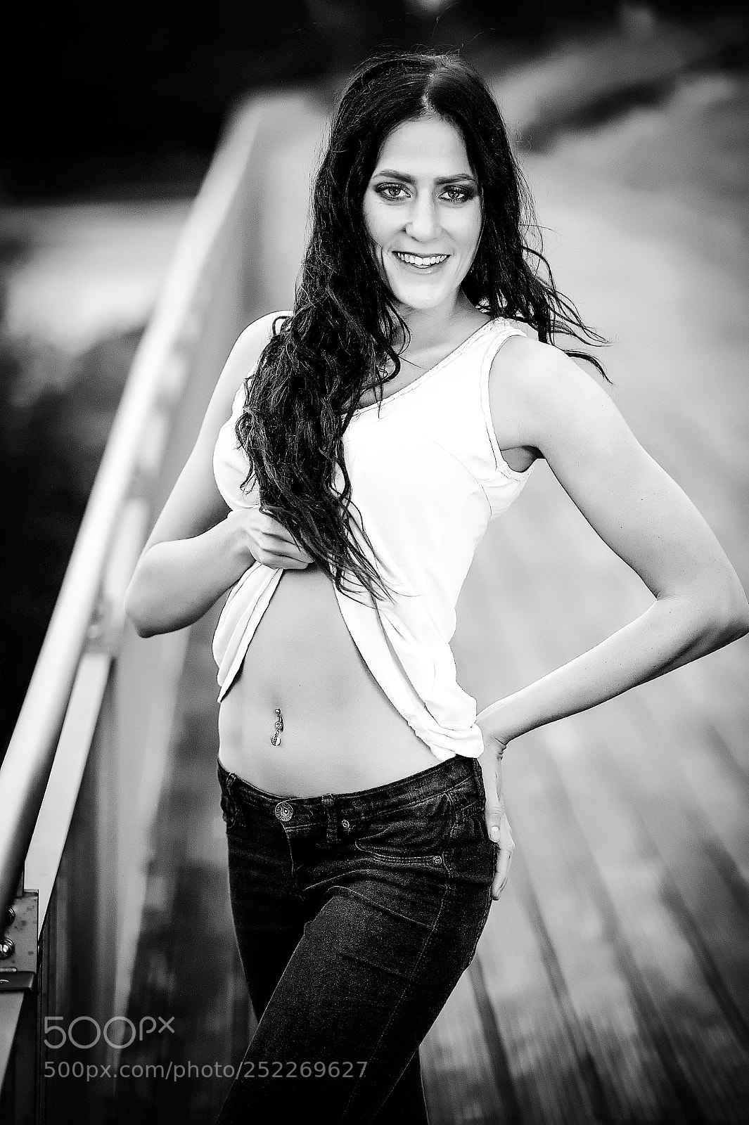 Nikon D700 sample photo. Laura photography