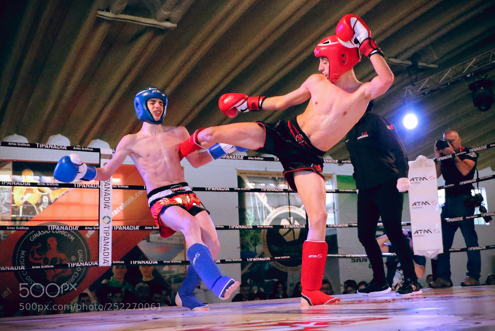 Canon EOS 7D Mark II sample photo. Kickboxing juniors photography